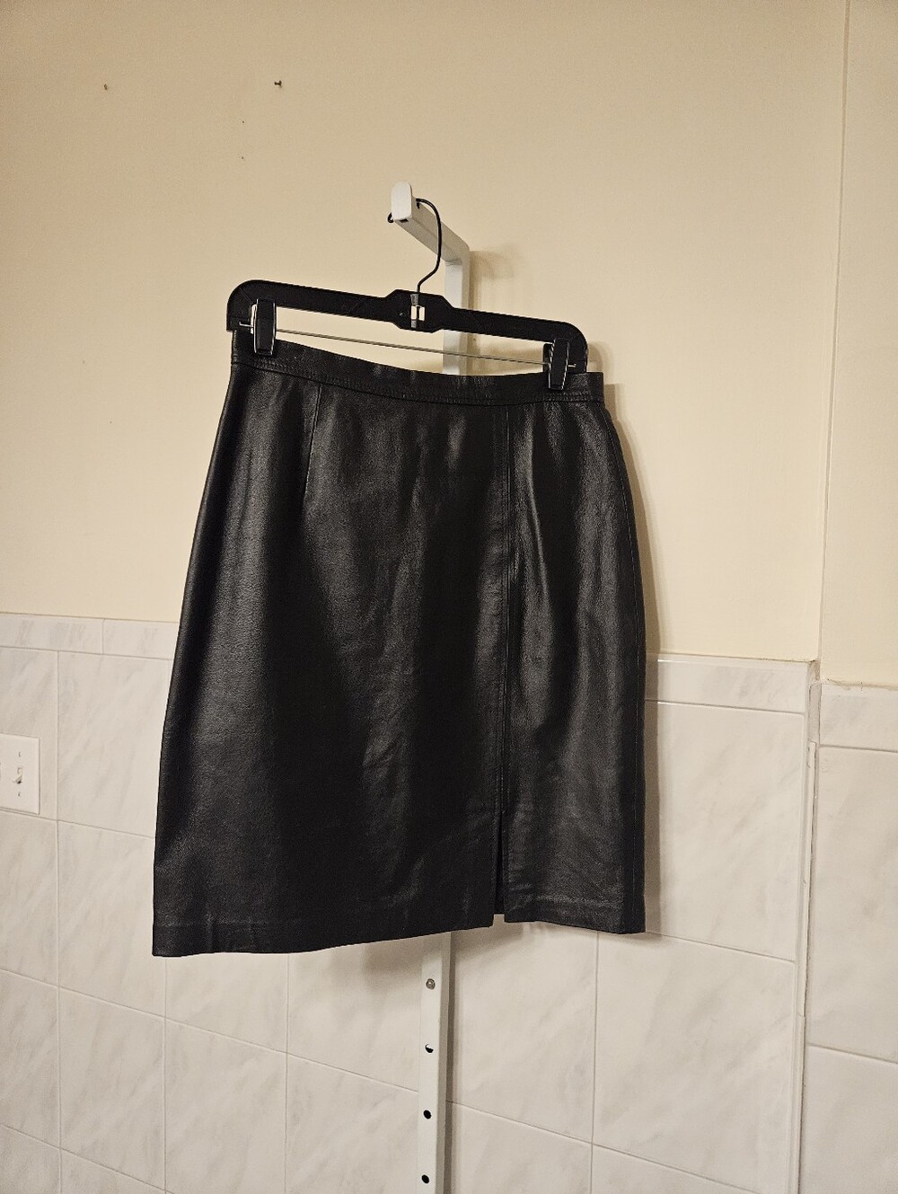TOWER HILL COLLECTION LEATHER SKIRT